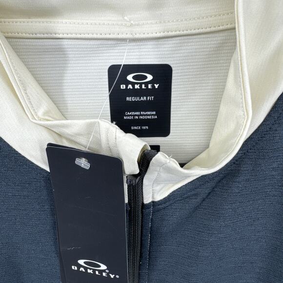 Oakley Artic White Heather Gray Golf Gravity Range Vest Men's Sz XL NWT! - Picture 2 of 4